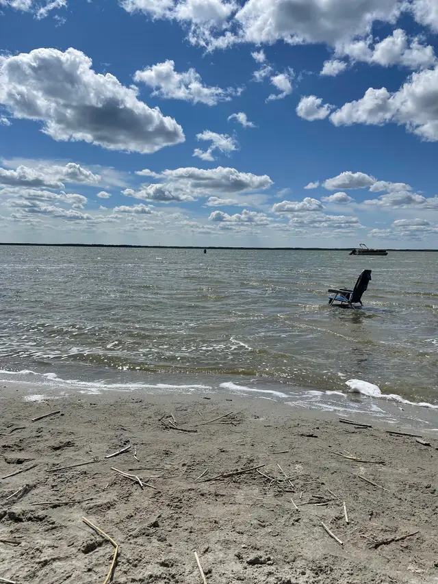 Sandy beach on Good Spirit Lake