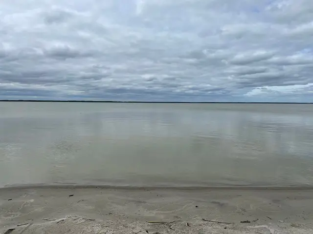Still waters at Good Spirit Lake